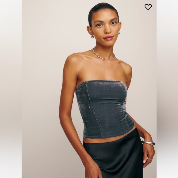 Reformation Tops - 🆕 Reformation Giorgia Velvet Top Grey (Shale) - Size 6